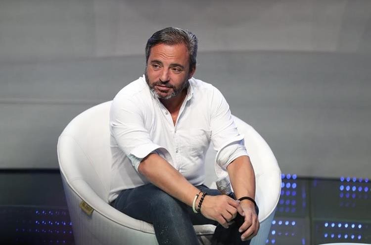 Marcos Llunas, padre de Izan, es hijo del cantante español Dyango (Foto Prensa Libre: José A. Ochoa).