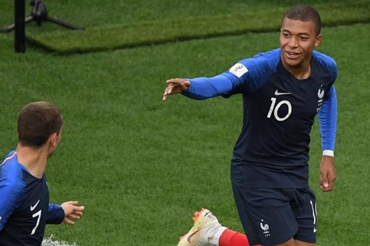 Because of its quality, Kylian Mbappé was compared to Pele. (Free Prensa photo: PL newspaper library)