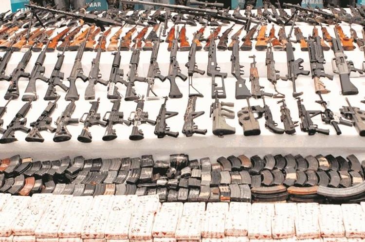 La operación Rápido y Furioso, montada en EE. UU. en 2010, consistió en el trasiego hacia México de armas previamente marcadas, que pudieran rastrear al crimen organizado. (Foto Prensa Libre: Hemeroteca PL)