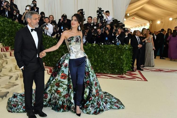 El actor George Clooney sufre un accidente de moto en Cerdeña