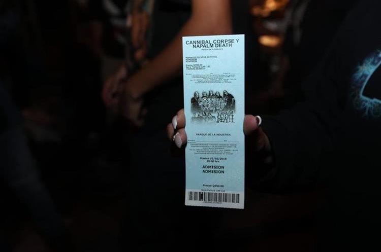 El concierto de Cannibal Corpse y Napalm Death fue suspendido "sin motivos aparentes", según los organizadores (Foto Prensa Libre: Óscar Rivas).