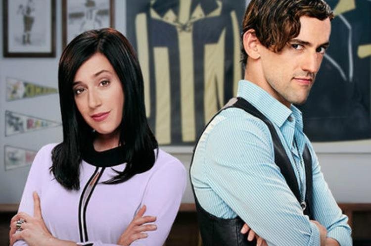 La serie original de Netflix, Club de cuervos, narra la vida de dos hermanos que heredan un club de futbol pero tienen visiones distintas para el equipo. (Foto Prensa Libre: Netflix)