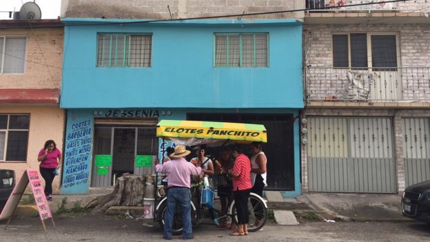 Edificio donde vivían cuando fueron detenidos y donde también vivía Arlet, una mujer desaparecida en abril.