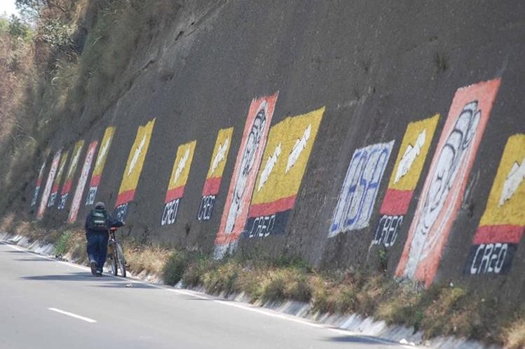 Los partidos políticos han evitado promocionarse para no caer en una ilegalidad. (Foto Prensa Libre: Hemeroteca PL)