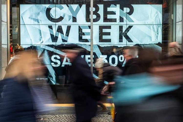 Monday Cyber ​​Monday is celebrated after a US Free Thanksgiving, created by marketing companies to encourage people to shop online. (Photo Free Press: AFP)