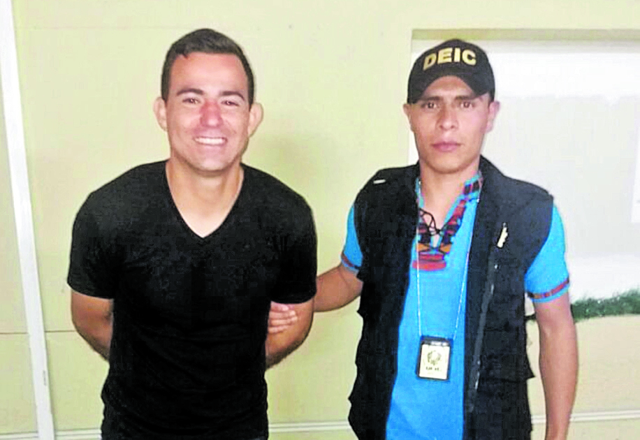 Pappa recibió cientos de críticas por haber sonreído cuando fue capturado por la Policía Nacional Civil. (Foto Prensa Libre: Hemeroteca)