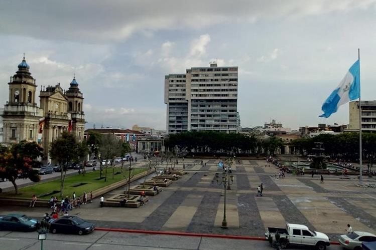 La Plaza de la Constitución concentrará las actividades de Independencia este viernes y sábado. (Foto Prensa Libre: Óscar Rivas)