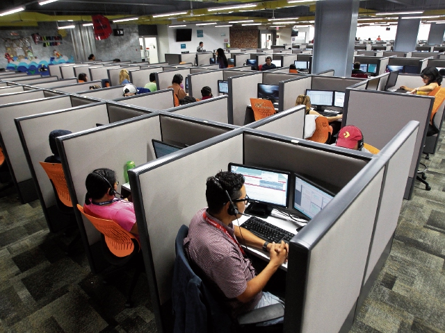   El centro de llamadas o los centros de llamadas, junto con los BPO, generan 42,000 empleos, según los líderes de la industria. (Photo Prensa Libre: Hemeroteca) 
